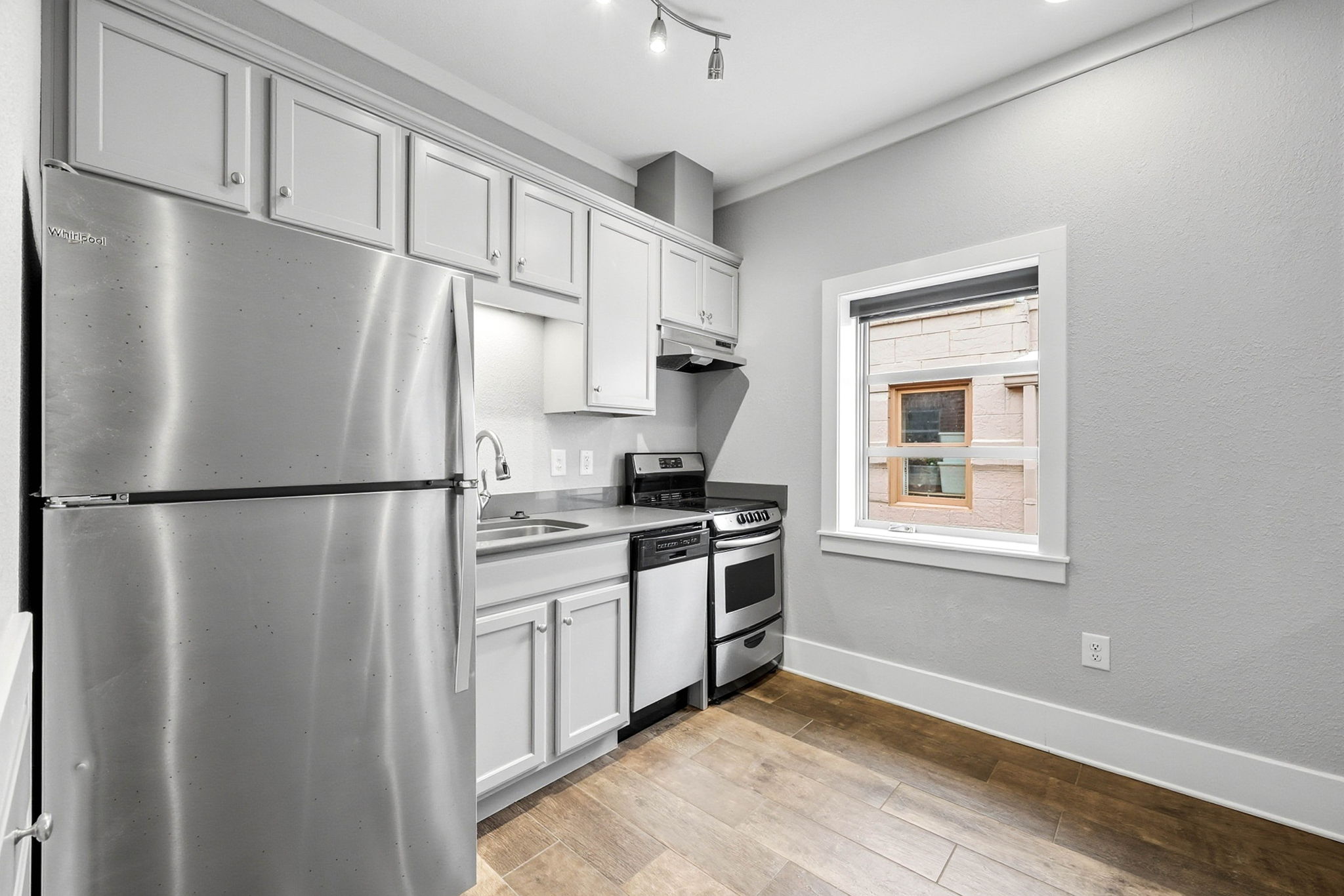 109 W Main Street, Jonesborough, Tennessee 37659, 1 Bedroom Bedrooms, ,1 BathroomBathrooms,Downtown Lofts,For Rent,W Main Street,1035