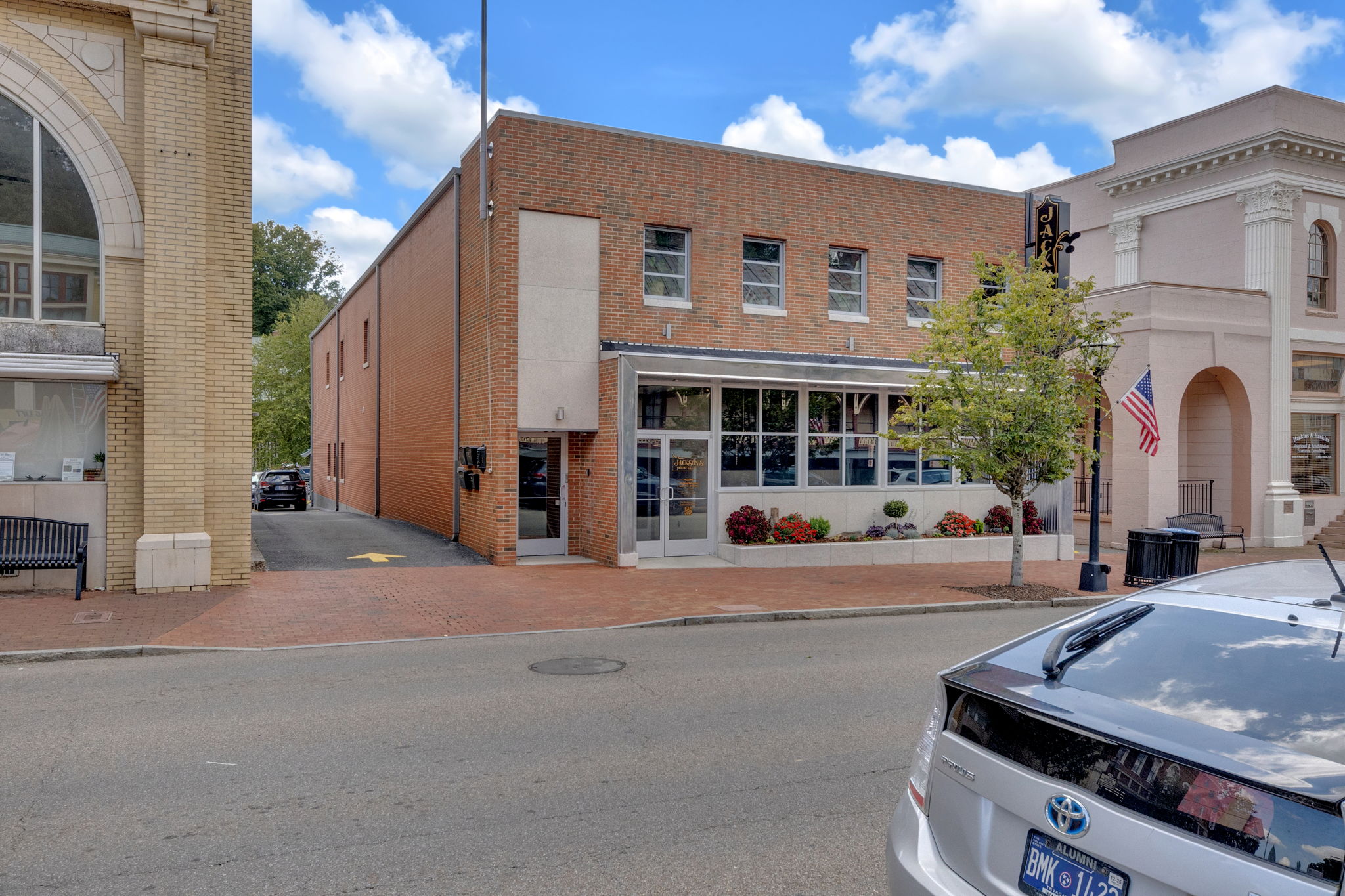 109 W Main Street, Jonesborough, Tennessee 37659, 1 Bedroom Bedrooms, ,1 BathroomBathrooms,Downtown Lofts,For Rent,W Main Street,1036