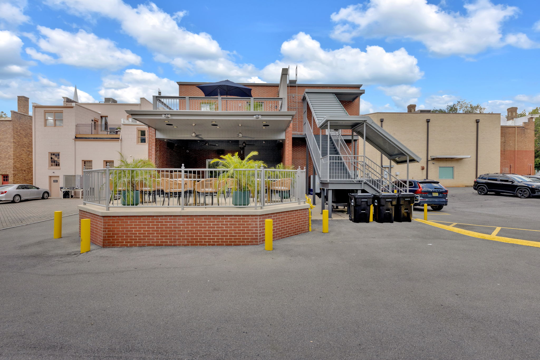 109 W Main Street, Jonesborough, Tennessee 37659, 1 Bedroom Bedrooms, ,1 BathroomBathrooms,Downtown Lofts,For Rent,W Main Street,1036