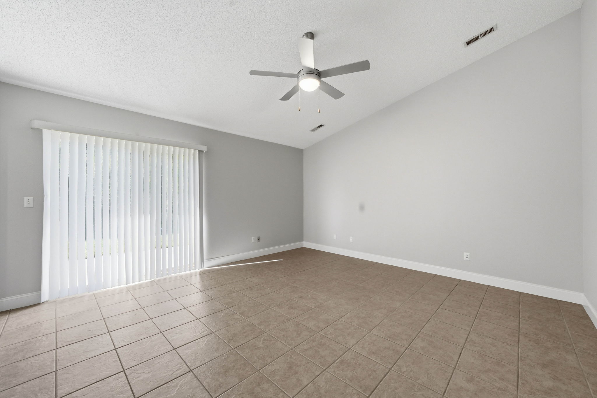 Suncrest Village Lane, Gray, Tennessee 37615, 1 Bedroom Bedrooms, ,1 BathroomBathrooms,Suncrest Village,For Rent,Suncrest Village Lane,1048